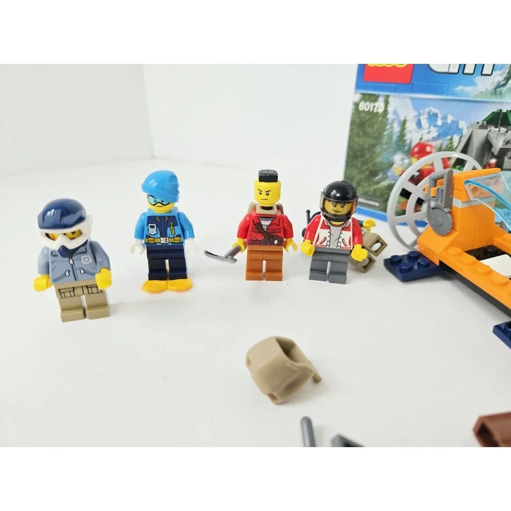 Lego City Off Road Chase 60170 lot‎